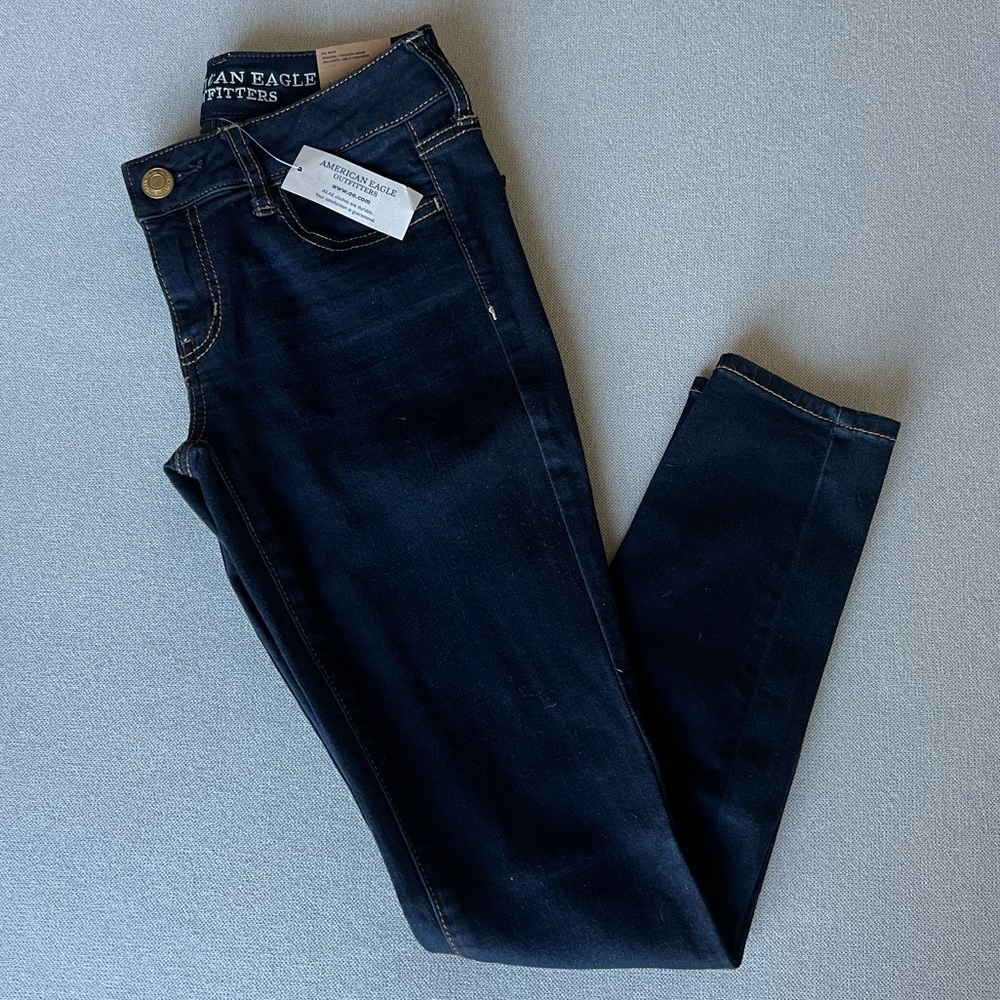 Women’s American Eagle Modern Rinse Wash Jegging Super Stretch Short Cut Jeans